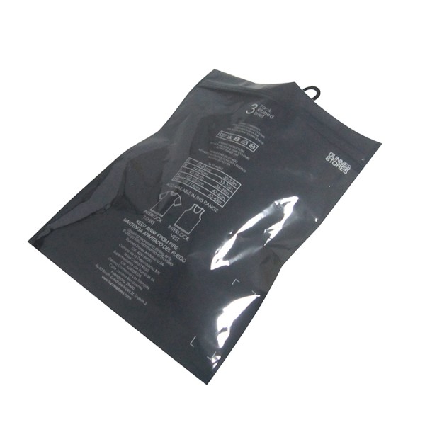 Quality Chinese Products Plastic Hanging Hook Bag, Bags with Plastic Hanger